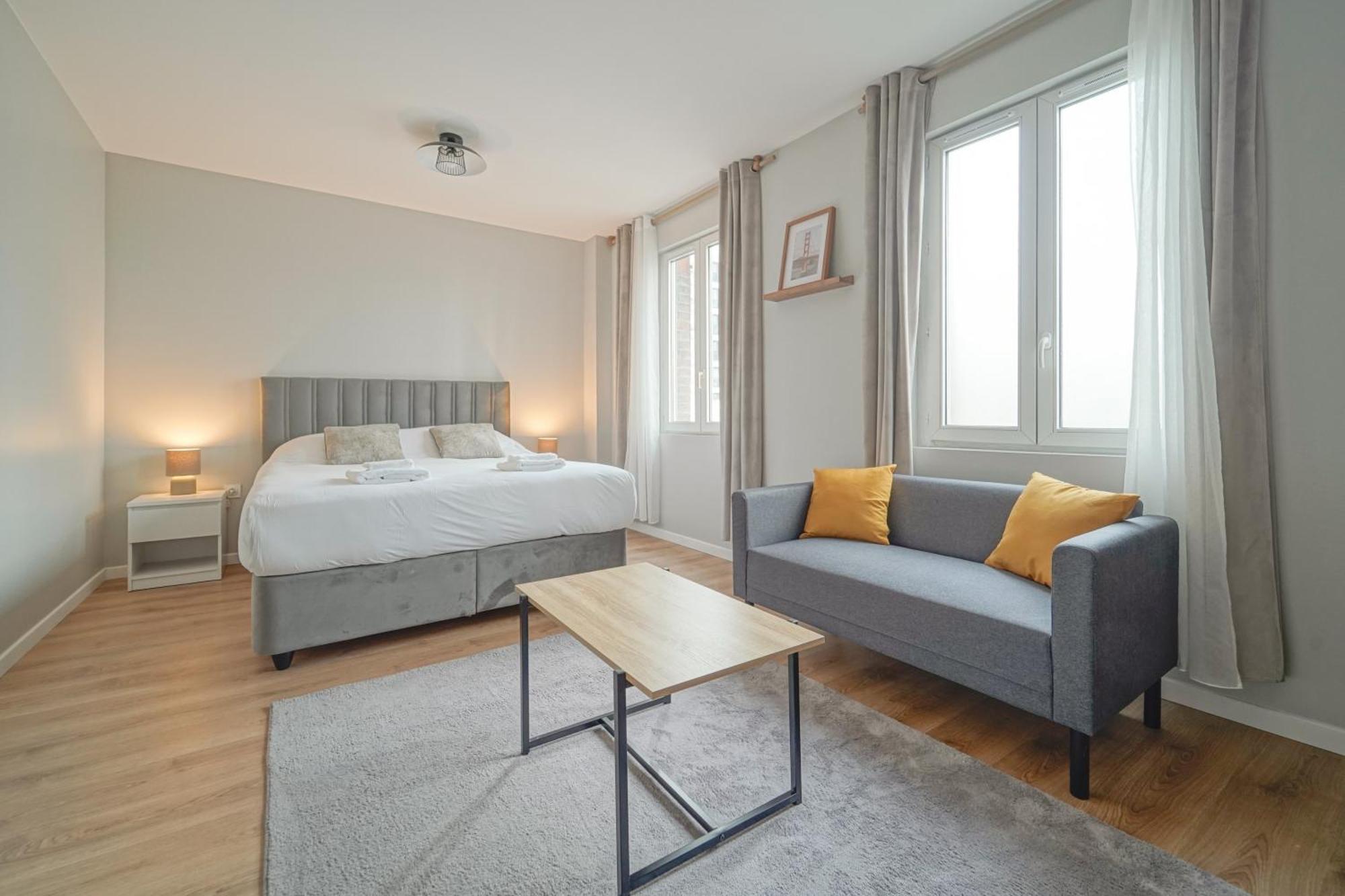 Hotel Trianon Saint Ouen Exterior foto
