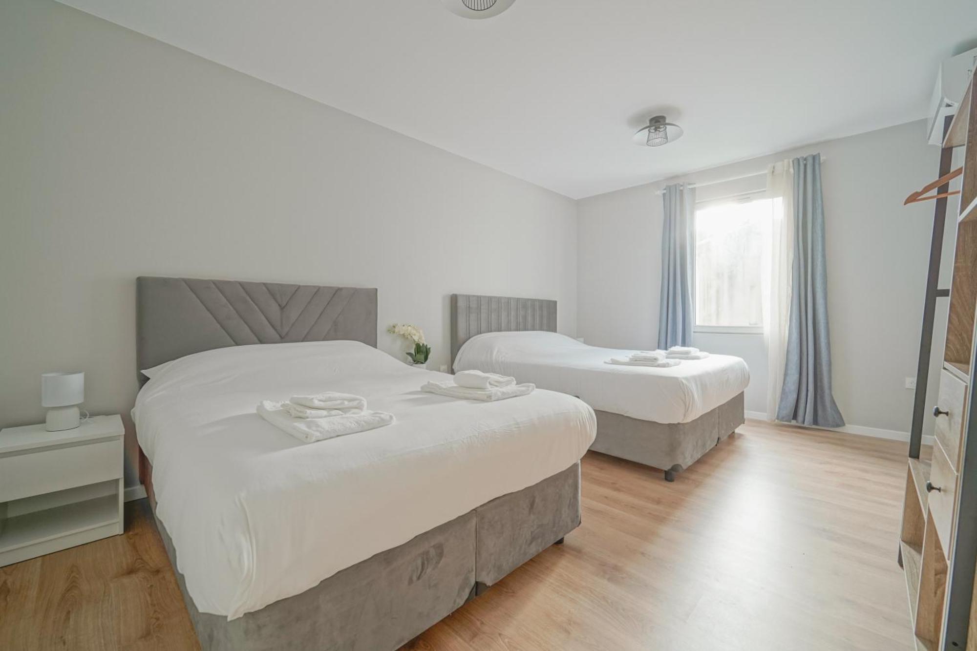Hotel Trianon Saint Ouen Exterior foto
