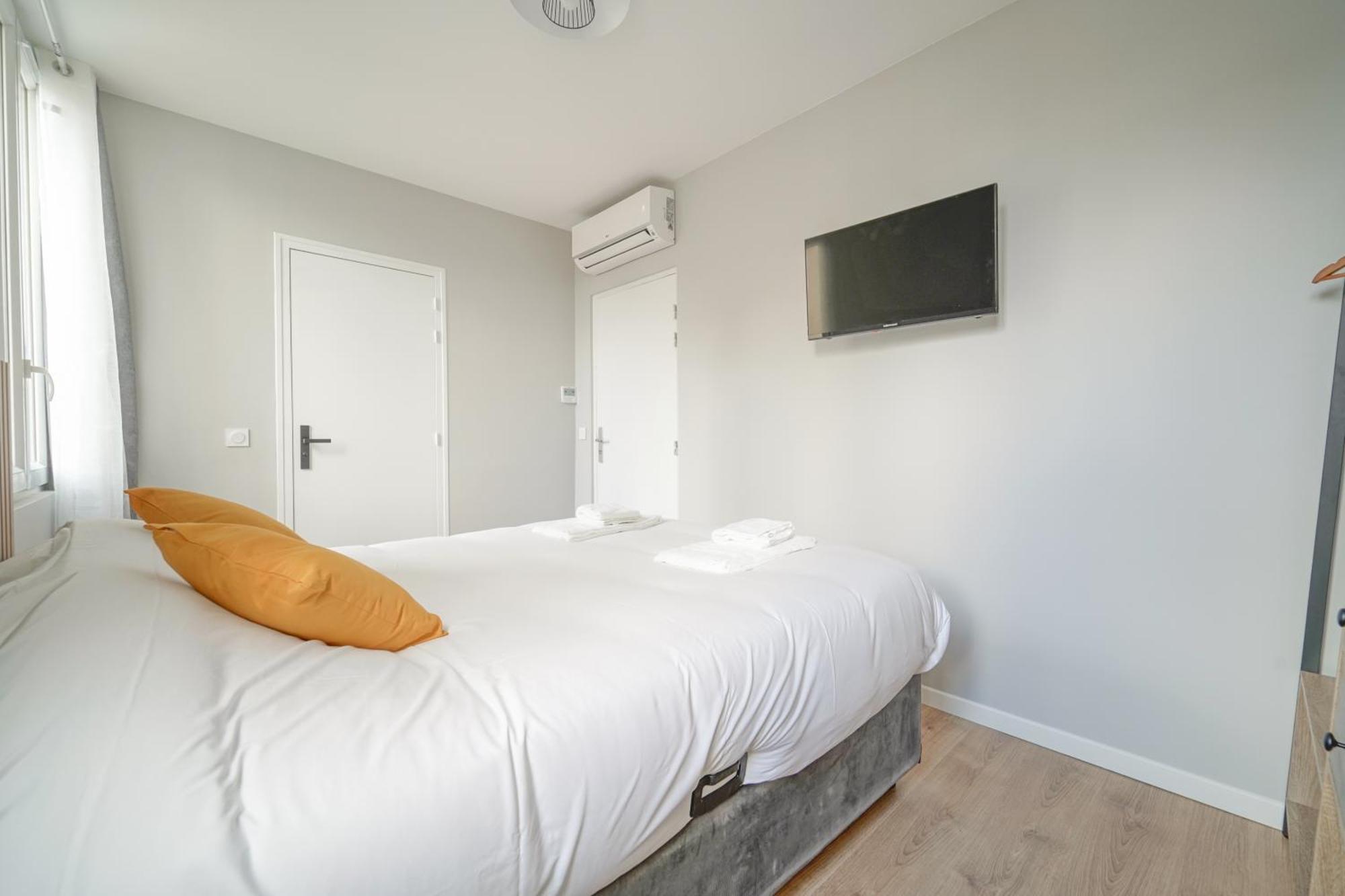 Hotel Trianon Saint Ouen Exterior foto